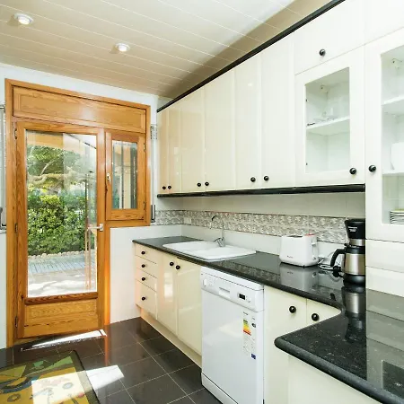 Holiday home Belvilla By Oyo Amfora Miro Sant Pere Pescador