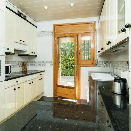 Holiday home Belvilla By Oyo Amfora Miro Sant Pere Pescador